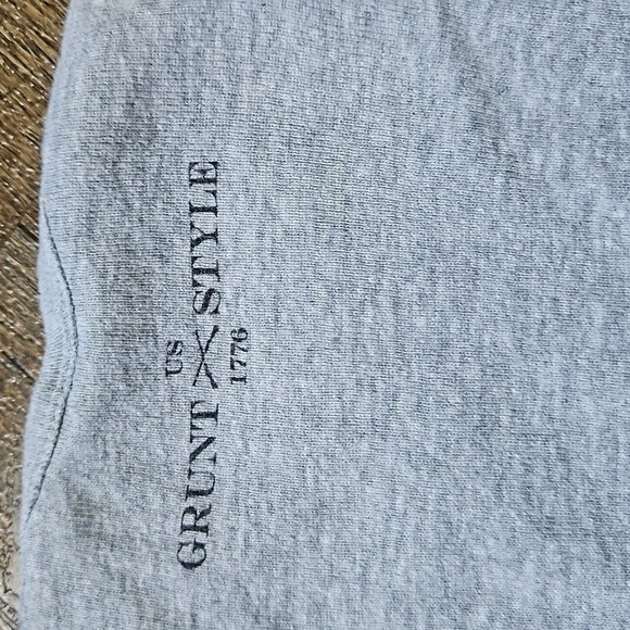 Grunt style poop onesie - Picture 5 of 5